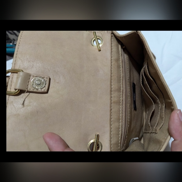 Mossimo purse - Picture 3 of 5